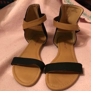 JustFab flat sandals size 6